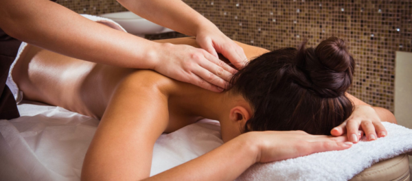 Female-to-male-massage-parlour-in-Mahipalpur-delhi.
